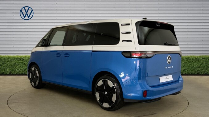Volkswagen ID. Buzz 210kW Style Pro 79kWh 5dr Auto [Design+] Electric Estate - Image 3